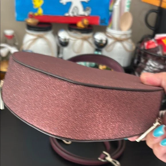 Kate Spade NWOT Heart shimmer  Crossbody Bag - Picture 5 of 7